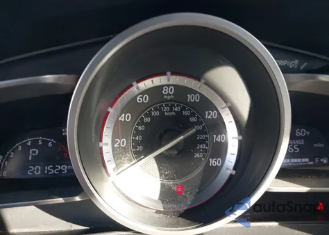 2014 Mazda Mazda3 I Grand Touring z USA, uszkodzony, nr VIN JM1BM1M71E1103181